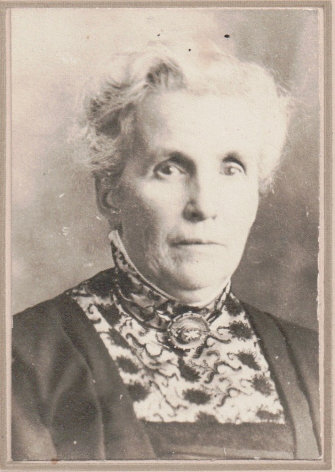 Annie (m.s.Campbell) Forsyth (1853-1941))