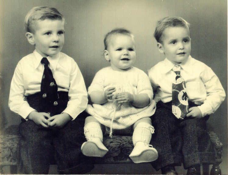 1950 Murray, Ferne, Robert Cameron.jpg